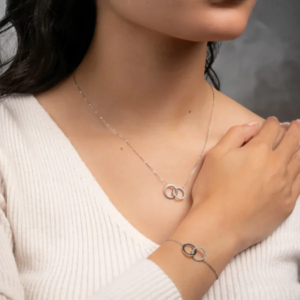 Diamond Circles Necklace